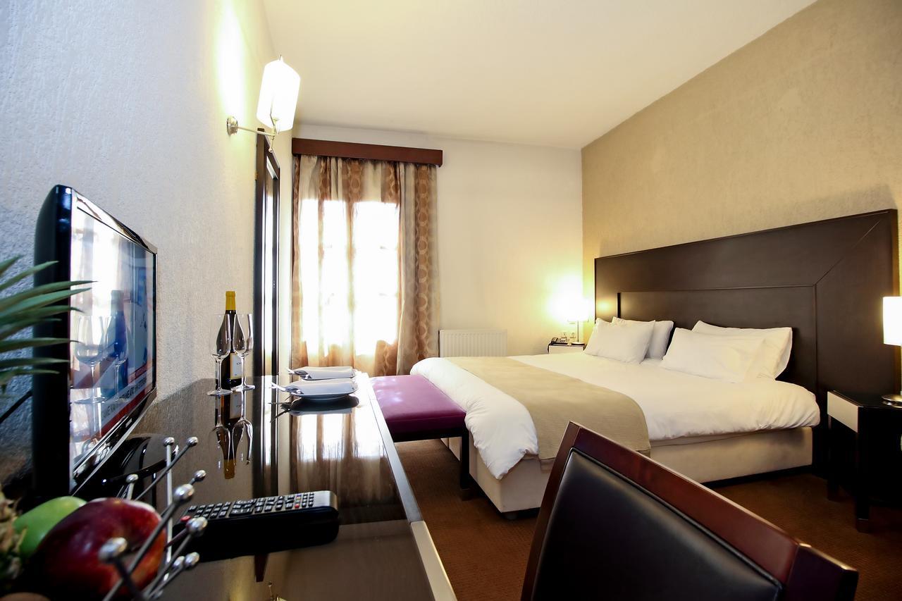 Boutique Hotel Parnassia Arájova Exterior foto